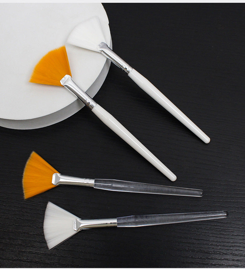 Beauty Tools Fan Brush (Tartaric Acid Brush)