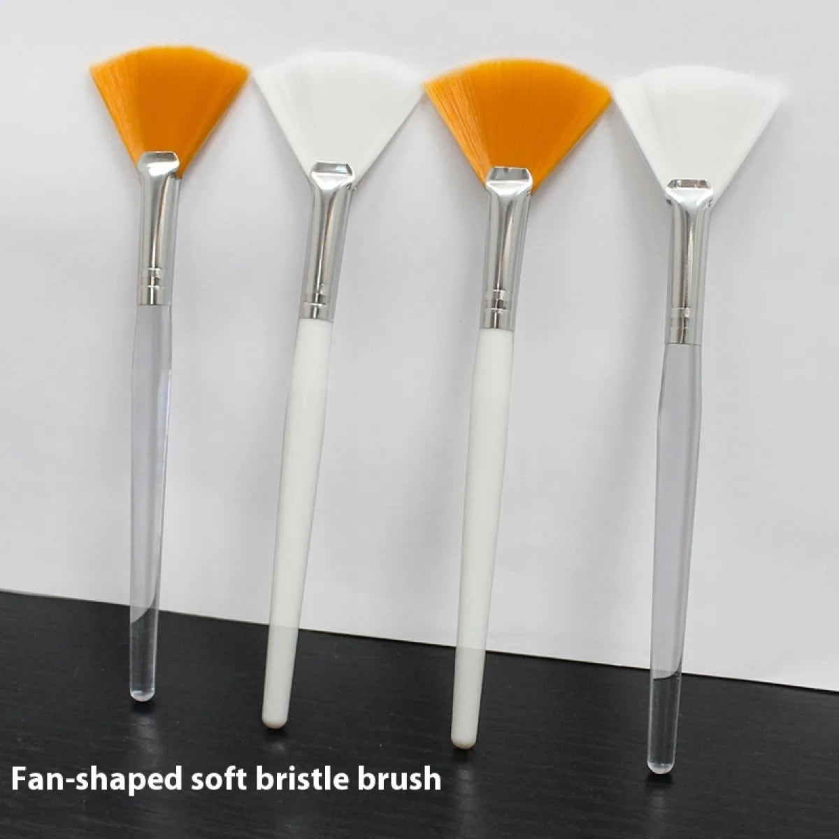 Beauty Tools Fan Brush (Tartaric Acid Brush)