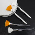 Beauty Tools Fan Brush (Tartaric Acid Brush)