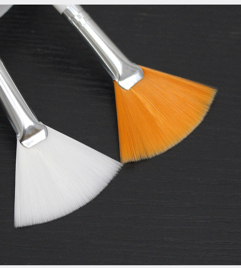 Beauty Tools Fan Brush (Tartaric Acid Brush)