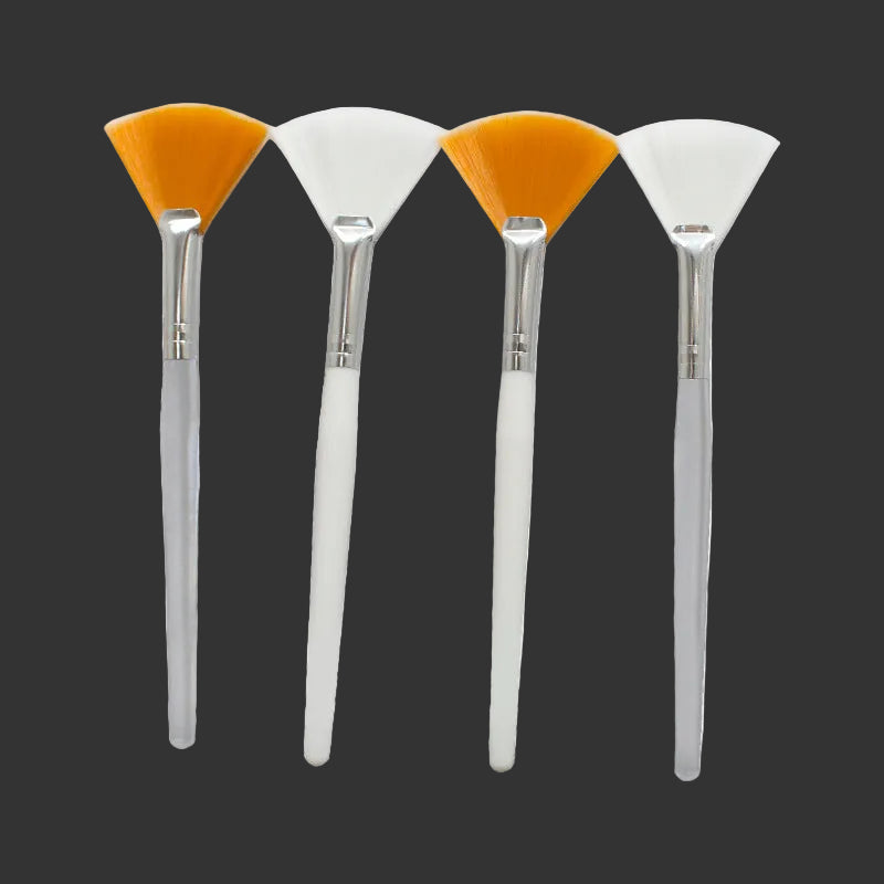 Beauty Tools Fan Brush (Tartaric Acid Brush)